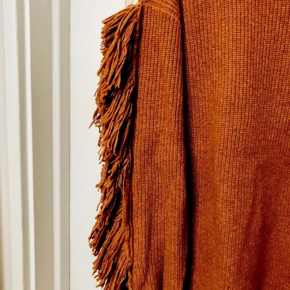 BCBG MAX AZRIA TURTLENECK FRINGE WOOL BLND FRINGE TUNIC SWEATER - SZ L - Picture 6 of 8